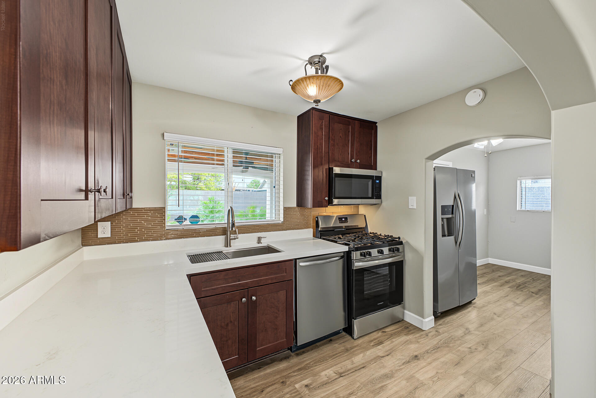 602 West Chipman Road Phoenix, AZ 85041 - Photo 11 of 27 11 - Chipman