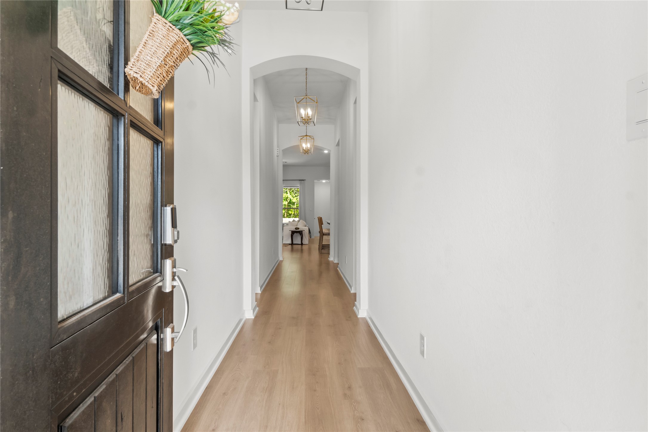 17375 Merigold Hts Drive Conroe, TX 77302 - Photo 4 of 36 Entry Way