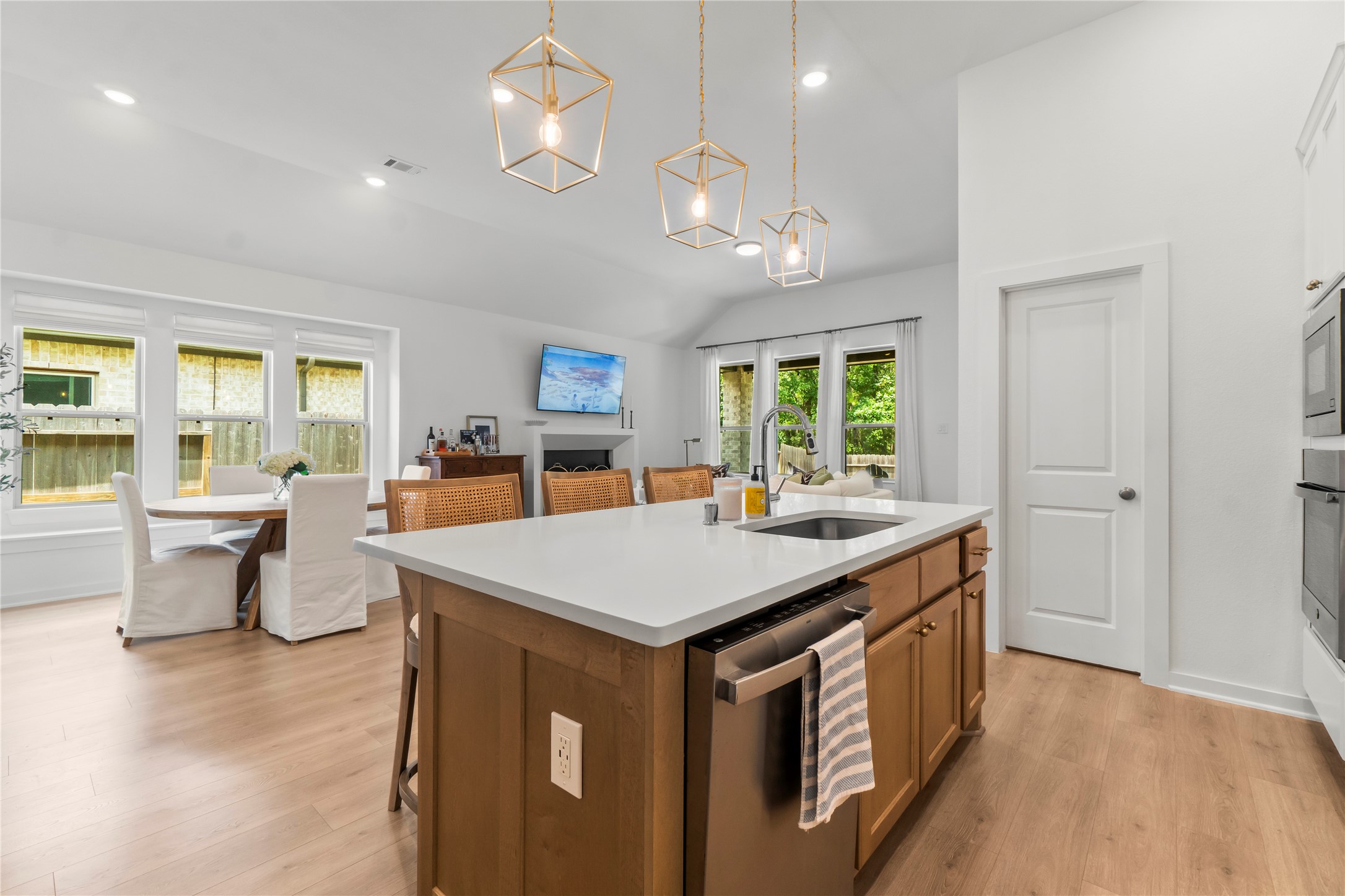 17375 Merigold Hts Drive Conroe, TX 77302 - Photo 7 of 36