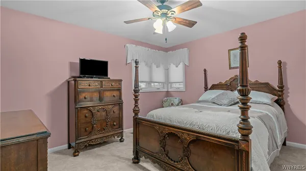 $249,500 | 72 St Amelia Drive, Tonawanda, NY 14150