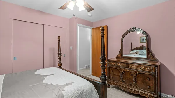 $249,500 | 72 St Amelia Drive, Tonawanda, NY 14150