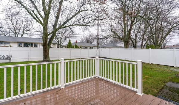 $249,500 | 72 St Amelia Drive, Tonawanda, NY 14150