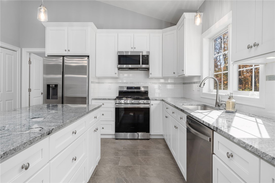 475 Danielson Pike Scituate, RI 02857 - Photo 13 of 48