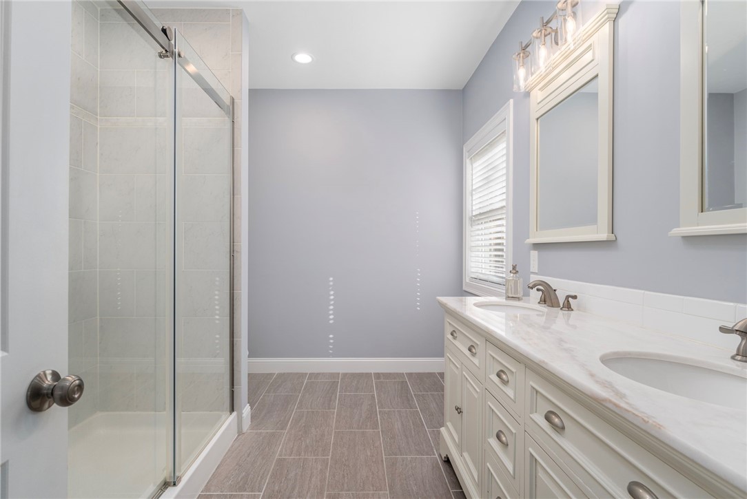 475 Danielson Pike Scituate, RI 02857 - Photo 19 of 48