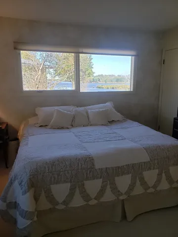 $400,000 | 1310 Gregden Shores Drive, Sterling, IL 61081