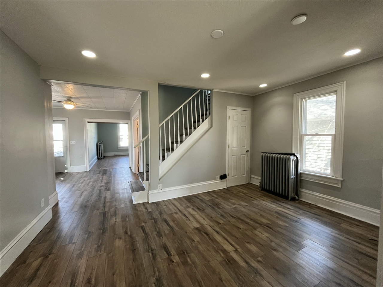 12 Indiana Avenue Southwest Grand Rapids, MI 49504 - Photo 7 of 12