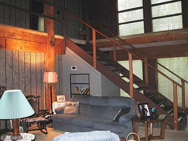 7304 Alcorn Road Greensboro, NC 27409 - Photo 3 of 6 Den/Family/Great Room.