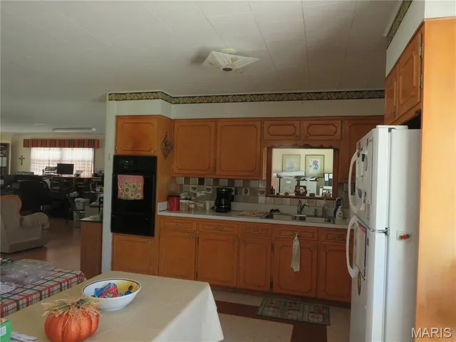 $150,000 | 180 County Road 700, Ellington, MO 63638