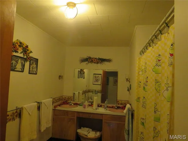 $150,000 | 180 County Road 700, Ellington, MO 63638