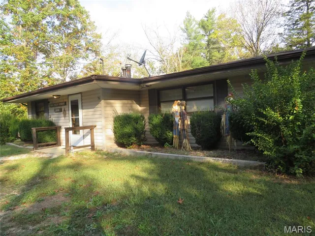 $150,000 | 180 County Road 700, Ellington, MO 63638