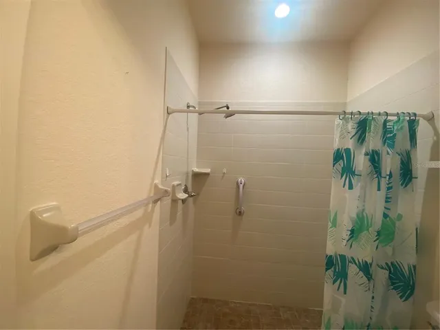 $225,000 | 1561 Vienna Square Drive, Winter Haven, FL 33884