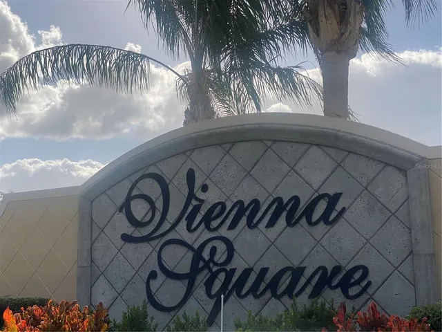 $225,000 | 1561 Vienna Square Drive, Winter Haven, FL 33884