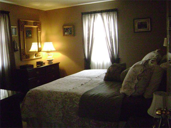 62 Bridle Path Road West Springfield, MA 01089 - Photo 3 of 7 Gallery Image 3
