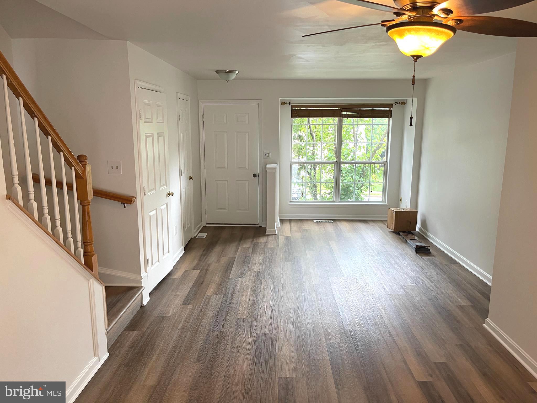 14108 Autumn Circle Centreville, VA 20121 - Photo 3 of 19