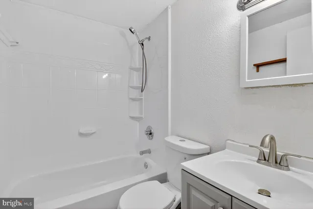 $2,300 | 3545 Moultree Place, Nottingham, MD 21236