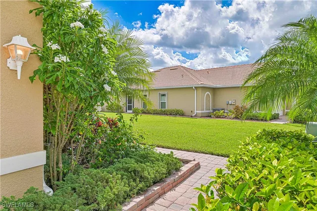 $285,000 | 15239 Ligustrum Lane, Alva, FL 33920