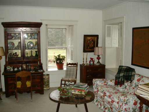 2887 Newport Road Ann Arbor, MI 48103 - Photo 4 of 4 Photo 4