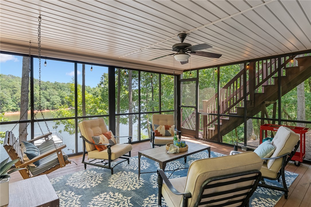709 Seminole Point Road Fair Play, SC 29643 - Photo 31 of 46 Gallery Image 31