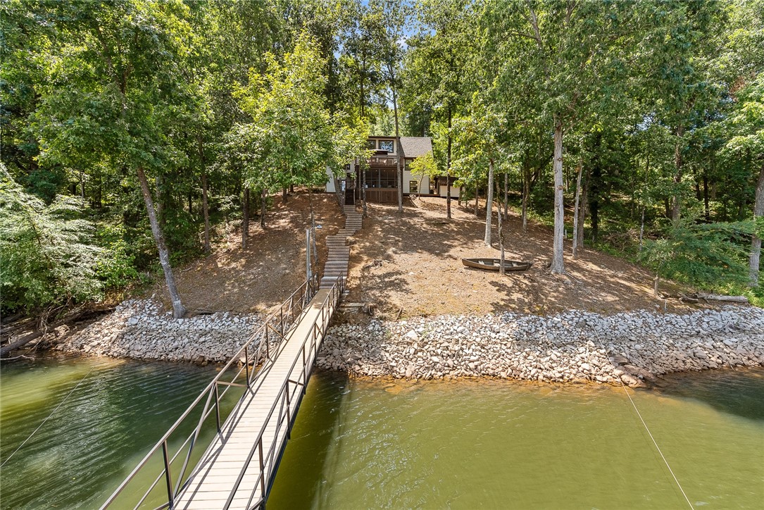 709 Seminole Point Road Fair Play, SC 29643 - Photo 42 of 46 Gallery Image 42