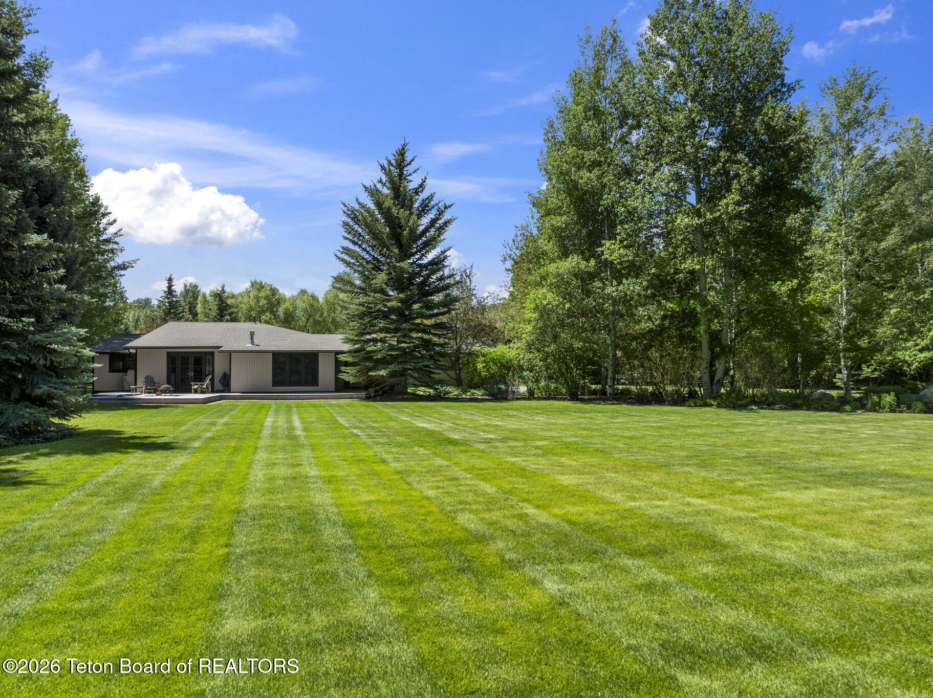 3650 North Meadow Road Jackson, WY 83001 - Photo 55 of 66 Front Yard