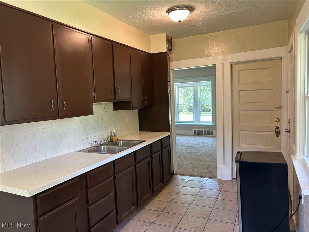 3533 Chelton Road Cleveland, OH 44120 - Photo 11 of 26