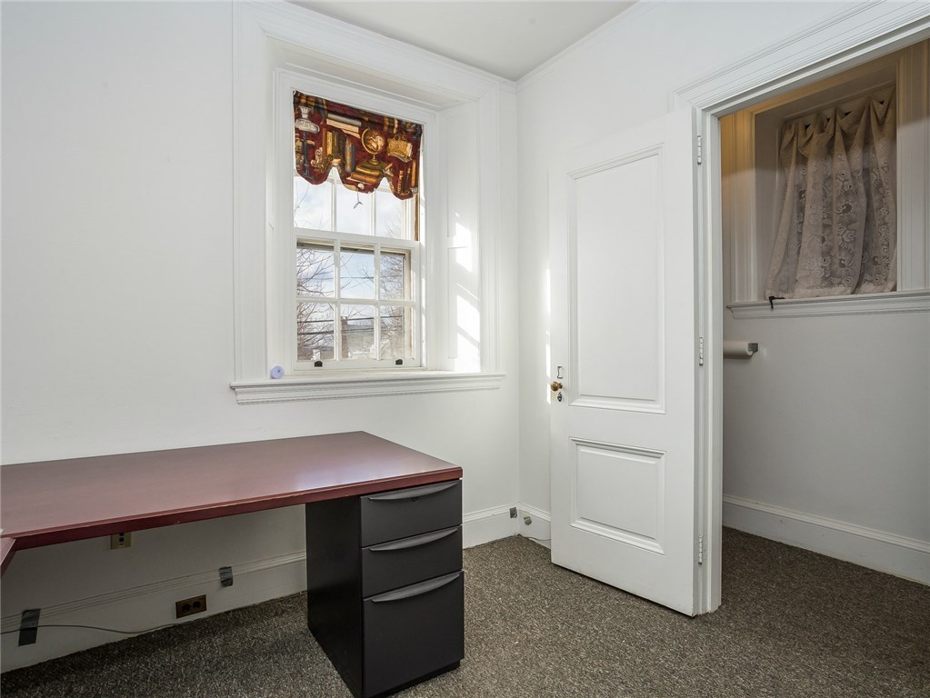 298 Highland Road Tiverton, RI 02878 - Photo 21 of 26