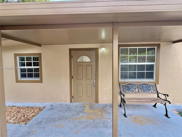 $2,400 | 1001 Northwest 23rd Court, Miami, FL 33125
