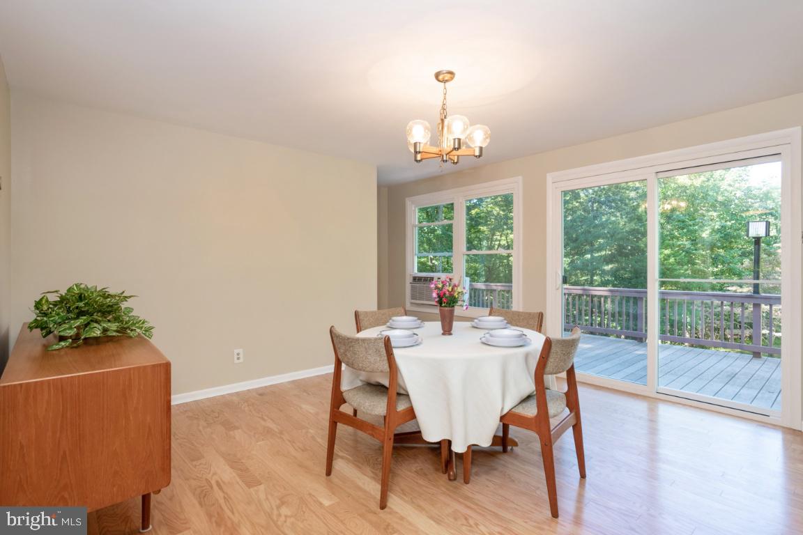 9396 Mountjoy Road Marshall, VA 20115 - Photo 11 of 45 Dining Room