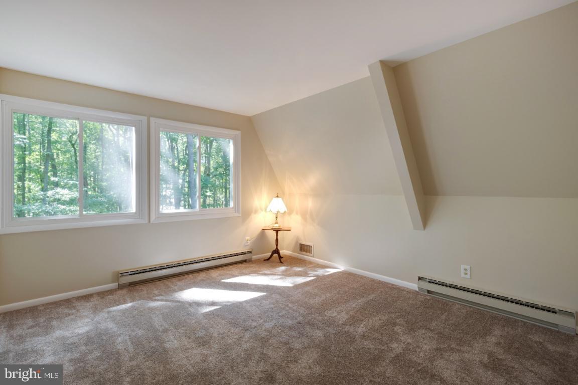 9396 Mountjoy Road Marshall, VA 20115 - Photo 17 of 45 Main level bedroom