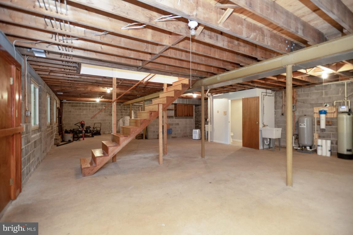 9396 Mountjoy Road Marshall, VA 20115 - Photo 29 of 45 Unfinished basement for all your expansion needs