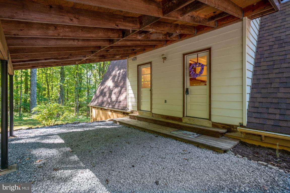 9396 Mountjoy Road Marshall, VA 20115 - Photo 5 of 45