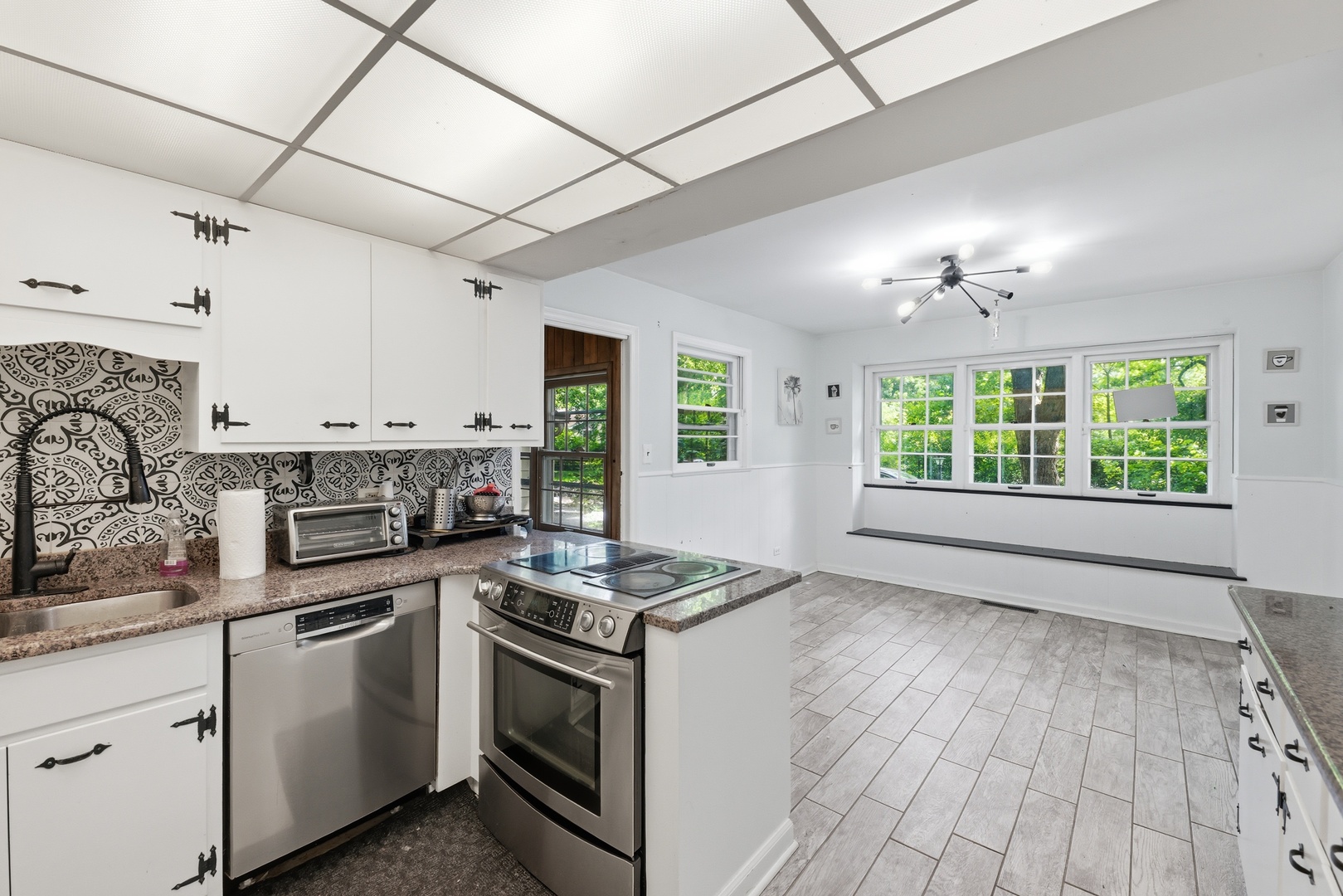 4121 Sunset Road Matteson, IL 60443 - Photo 9 of 29