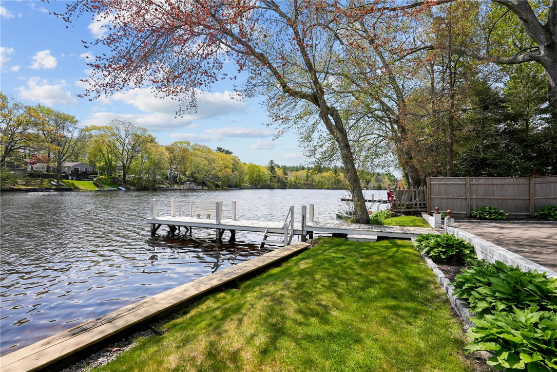 26 Pine Tree Road Coventry, RI 02816 - Photo 4 of 40