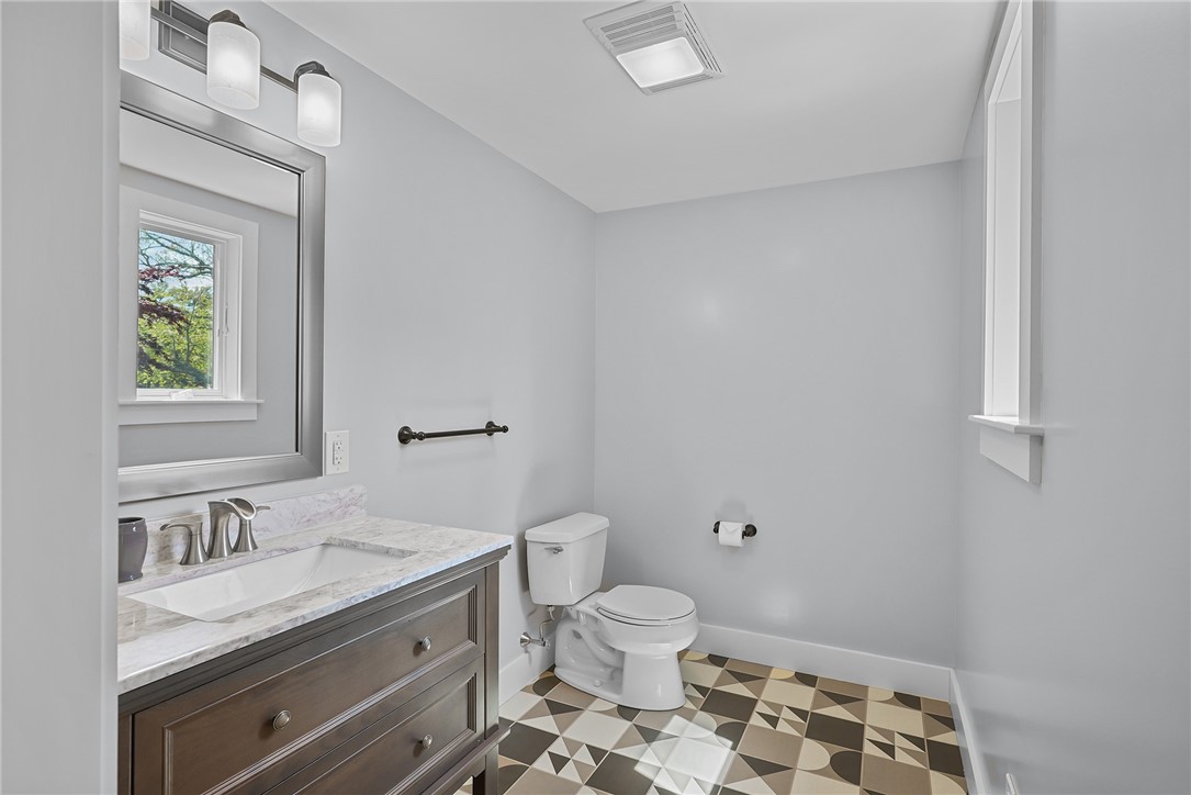 26 Pine Tree Road Coventry, RI 02816 - Photo 10 of 40