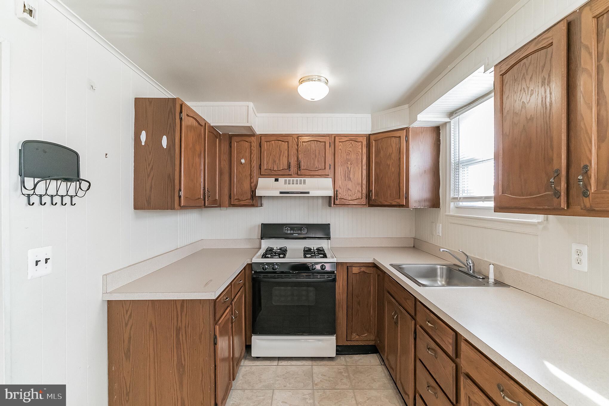 1302 Harshaw Road Brookhaven, PA 19015 - Photo 8 of 20