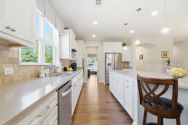 $589,900 | 8 Chicory Court, Bluffton, SC 29909