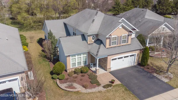 $950,000 | 17 East Sagamore Drive, Farmingdale, NJ 07727