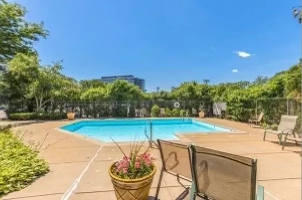 $2,400 | 133 Commander Shea Boulevard, Unit 407, Quincy, MA 02171