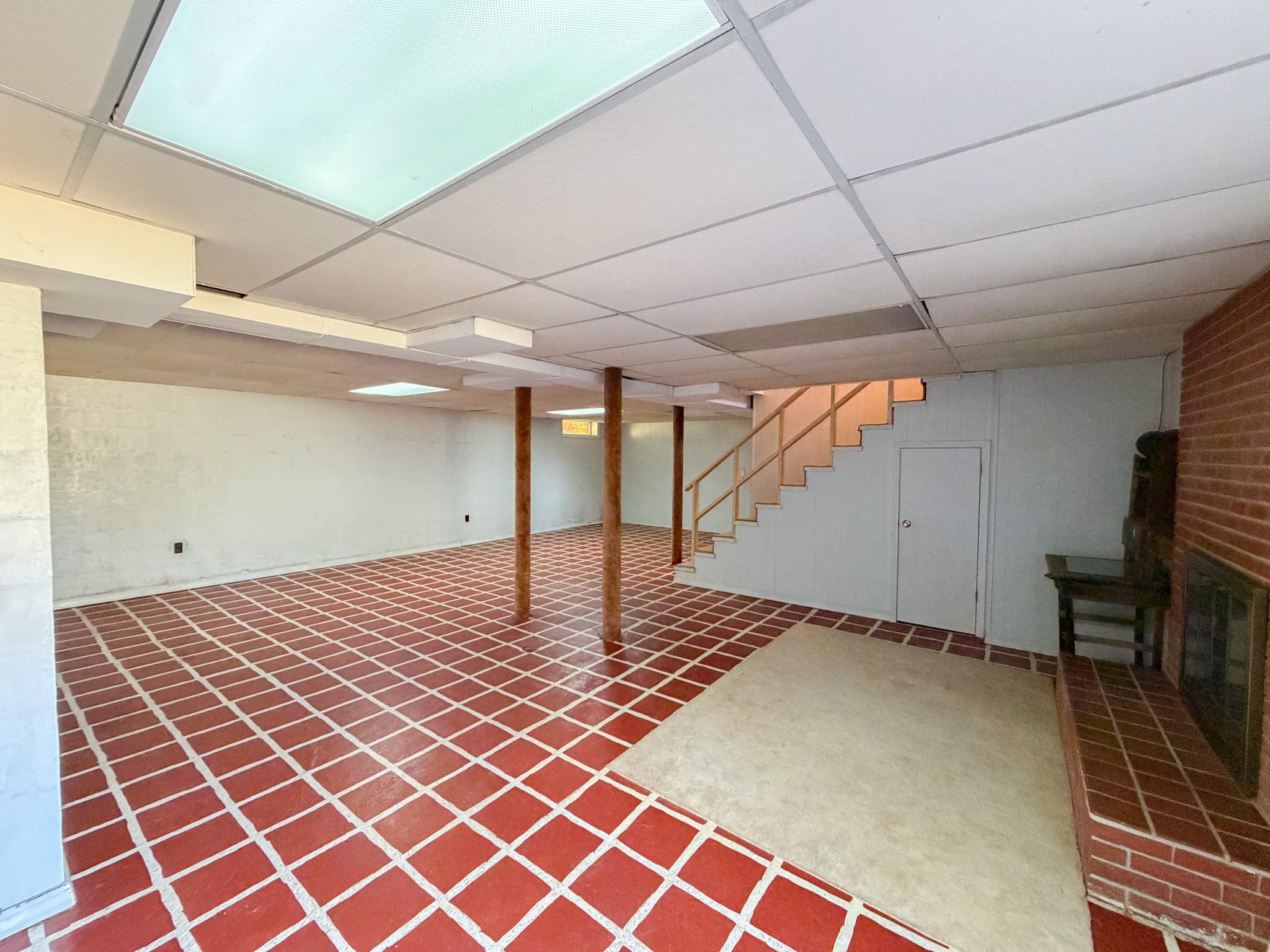 503 East Quitman Street Iuka, MS 38852 - Photo 11 of 20 a view of an empty room