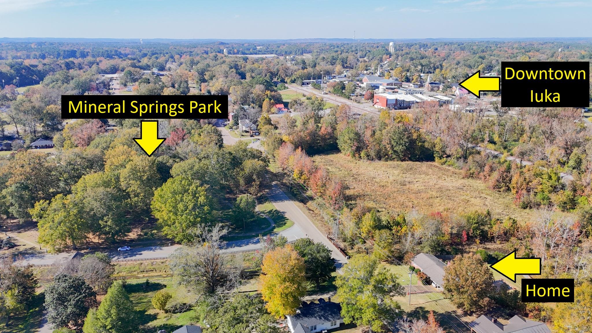 503 East Quitman Street Iuka, MS 38852 - Photo 4 of 20 a view of a city