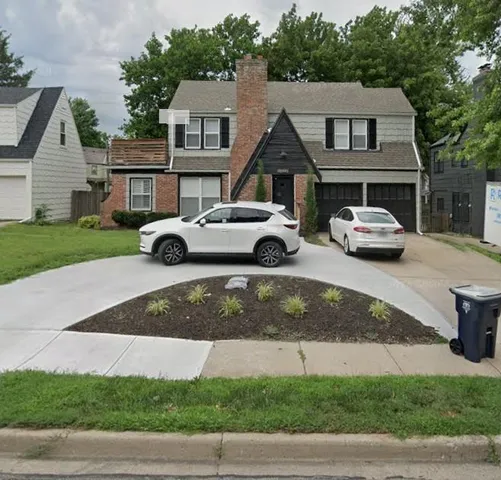 $450,000 | 6928 Wornall Road, Kansas City, MO 64113