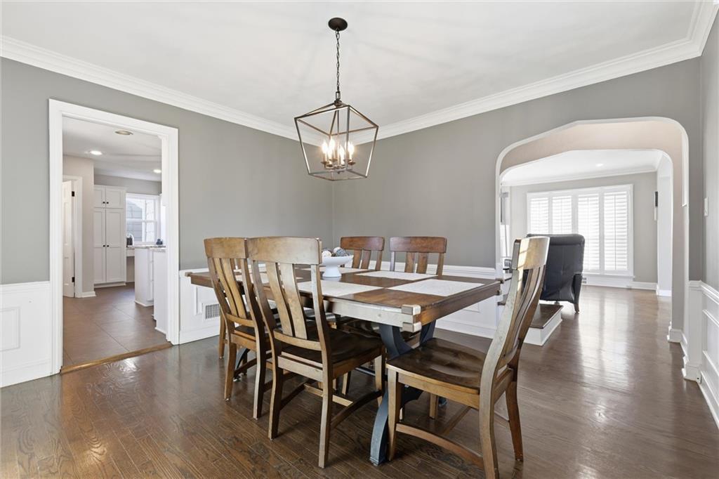 6928 Wornall Road Kansas City, MO 64113 - Photo 12 of 34