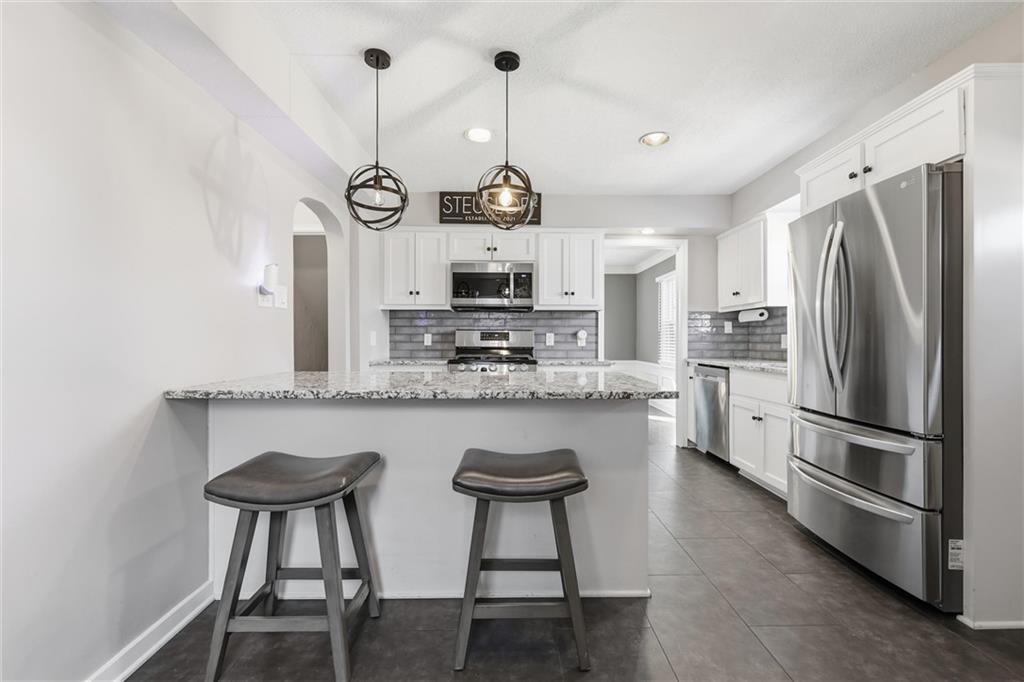 6928 Wornall Road Kansas City, MO 64113 - Photo 8 of 34