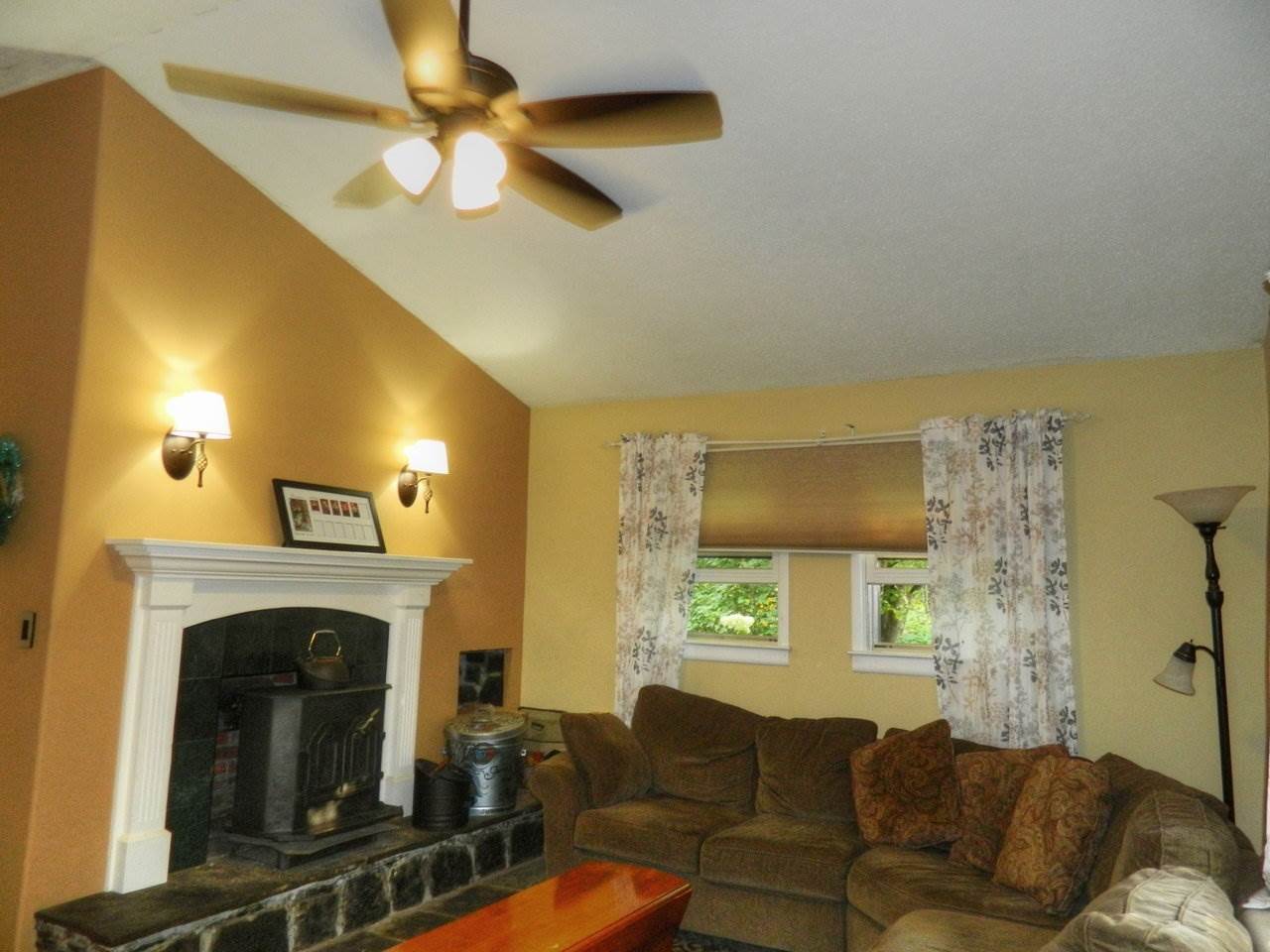 179 Lee River Road Jericho, VT 05465 - Photo 21 of 36