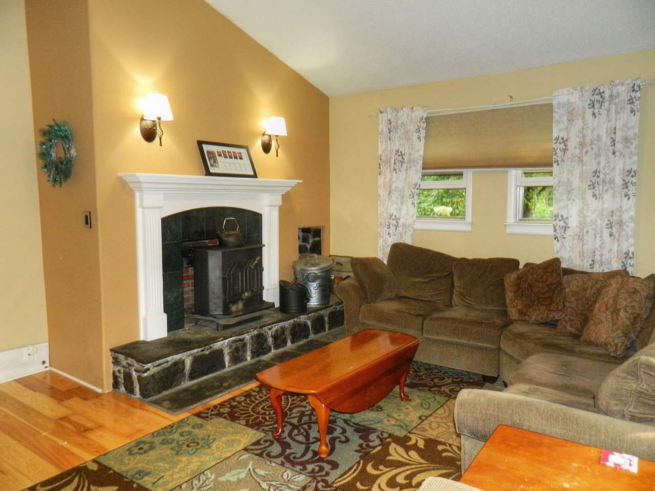 179 Lee River Road Jericho, VT 05465 - Photo 5 of 36