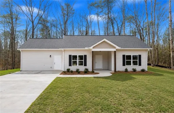 $329,900 | 50 Hawks Ridge, Cleveland, GA 30528