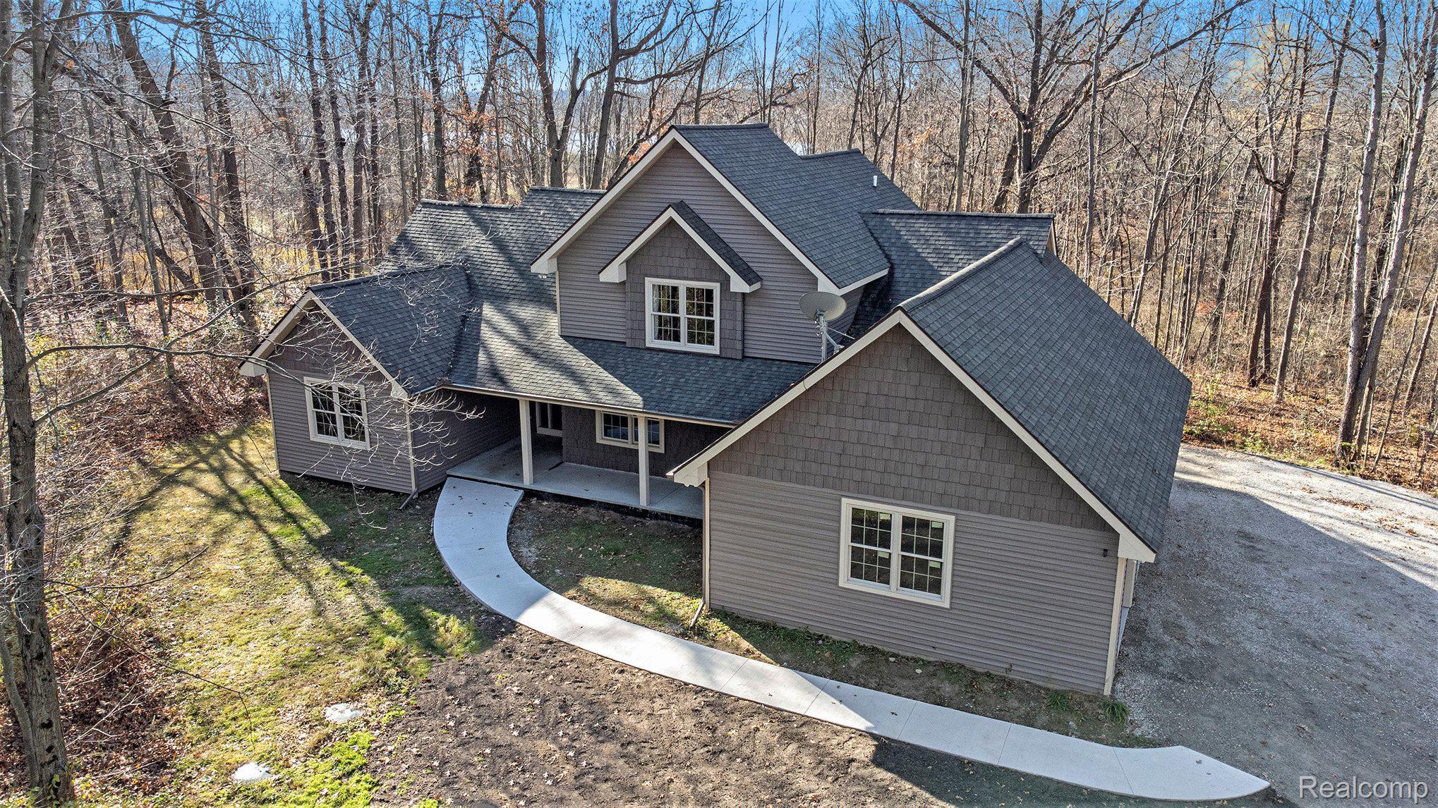 12558 Clyde Road Fenton, MI 48430 - Photo 19 of 24 Gallery Image 19