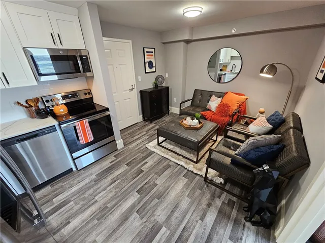 $2,125 | 101 Cedar Street, Unit 707, Providence, RI 02903