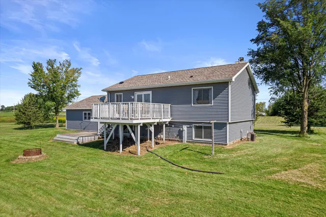 $625,000 | W2723 Highway 18, Helenville, WI 53137
