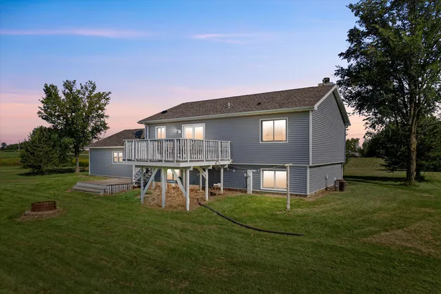 $625,000 | W2723 Highway 18, Helenville, WI 53137
